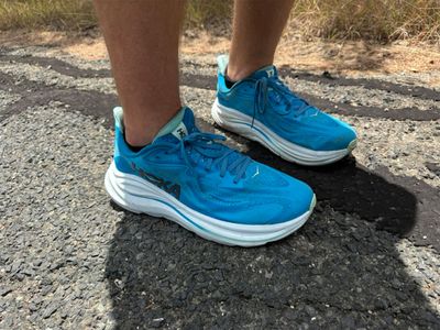 Hoka Clifton 10
